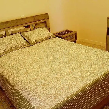 Kristina House Apartmán Néoi Epivátai